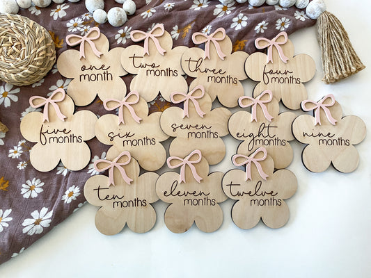Baby Flower Bow Monthly Milestone Disc