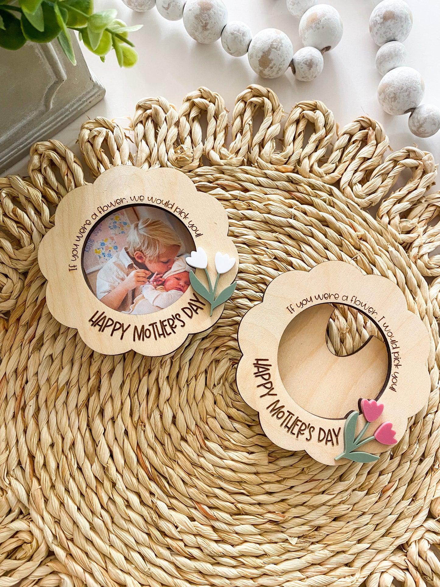 Mother's Day Round Photo Magnet Flowers