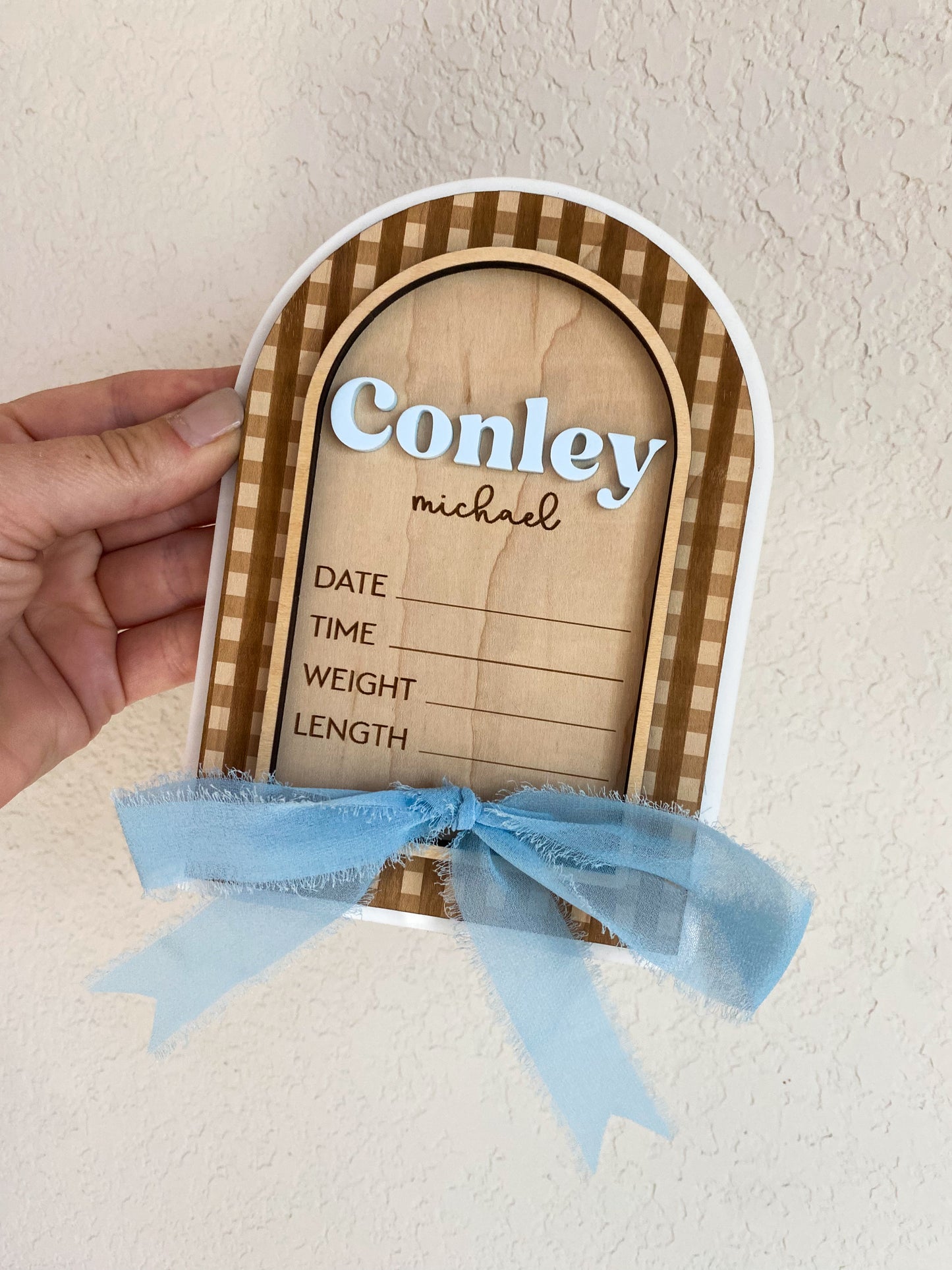 Gingham Birth Announcement Sign