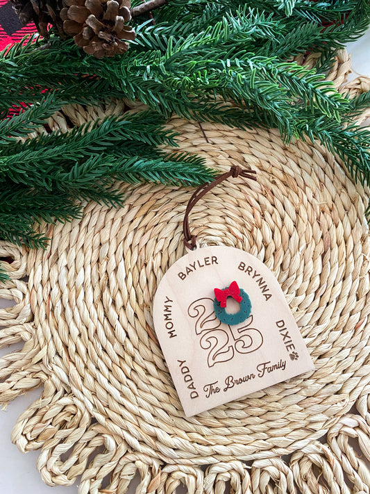 Family Arch 2025 Christmas Ornament