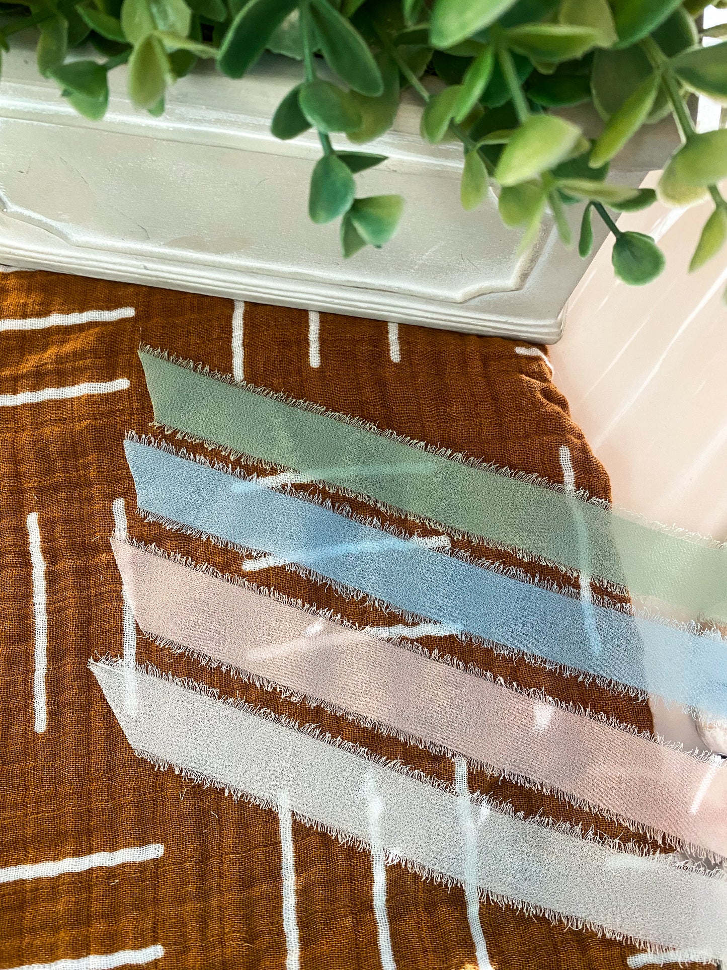 Gingham Birth Announcement Sign